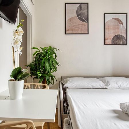 Joivy Chic Studio, Easy Access To Centre Milan Exterior photo