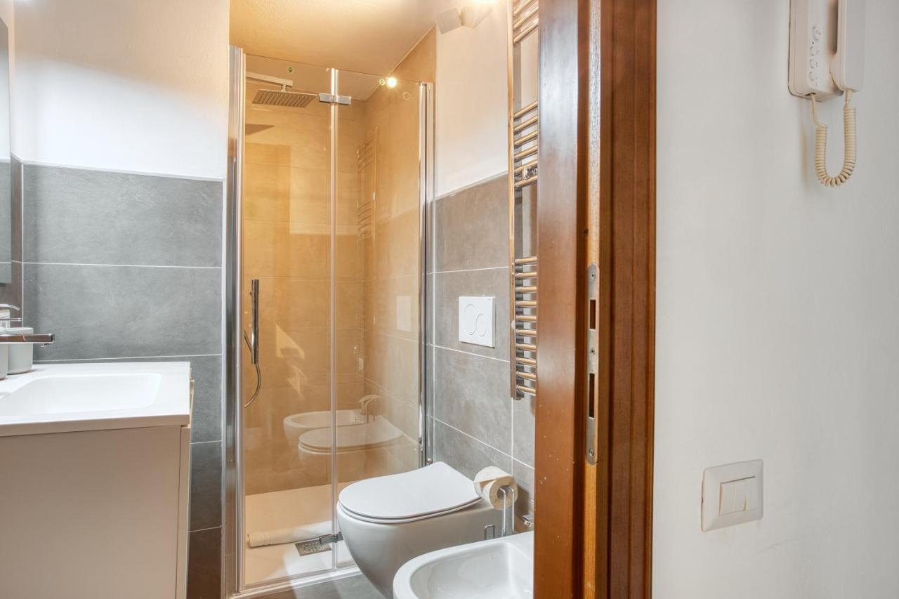 Joivy Chic Studio, Easy Access To Centre Milan Exterior photo